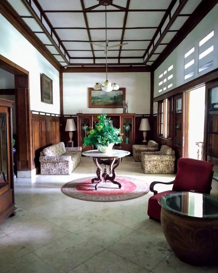 Guest House Teras Solo Syariah Екстериор снимка